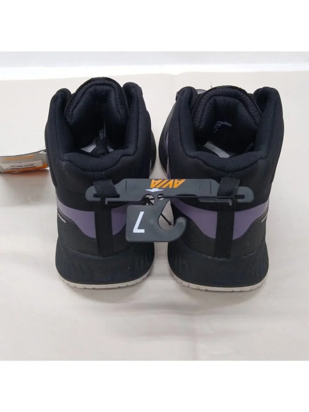 Avia Trail Hybrid Athletic Hiking Sneaker Women Size 7 TrailWalking Arch Support